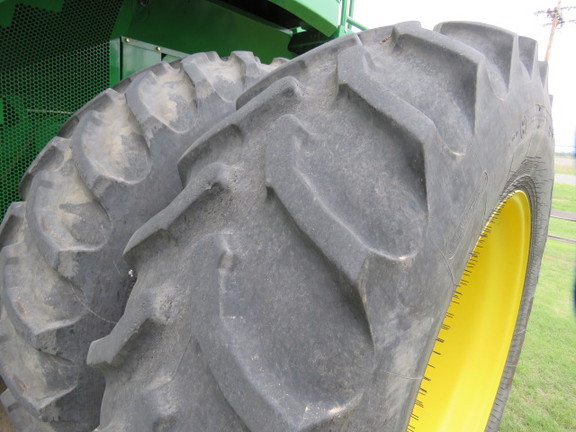 2013 John Deere S670