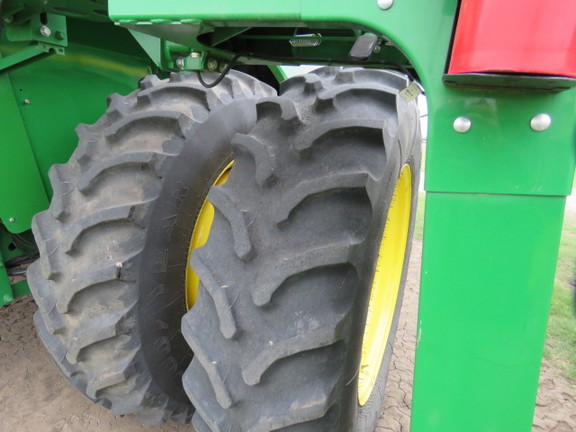 2013 John Deere S670