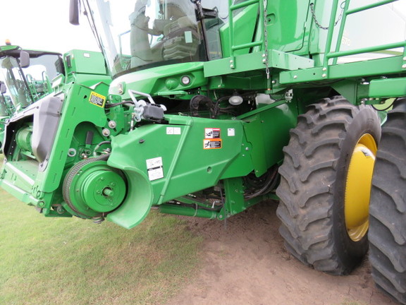 2013 John Deere S670