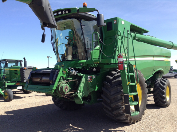 2014 John Deere S670