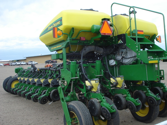 2010 John Deere 1770NT CCS