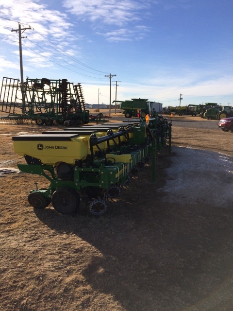 2015 John Deere 1725