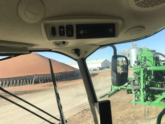 2015 John Deere S670