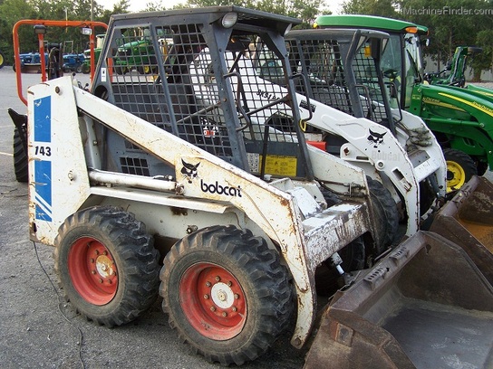 1990 Bobcat 743 Skid Steer Loaders - John Deere MachineFinder