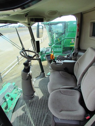 2012 John Deere S660