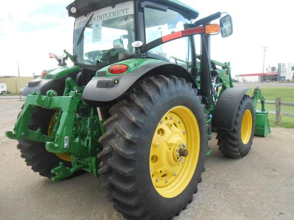 2015 John Deere 6140R