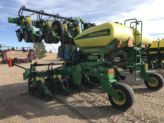 2014 John Deere 1720 CCS