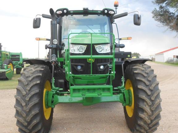 2015 John Deere 6150R