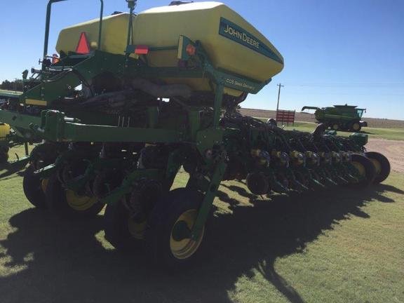 2010 John Deere 1770NT