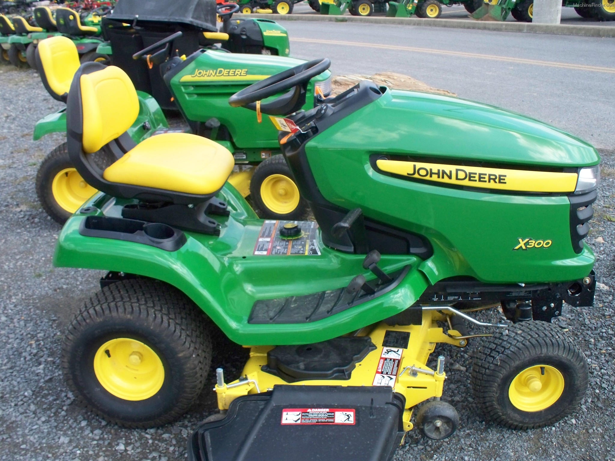 John Deere X300 Lawn And Garden And Commercial Mowing John Deere