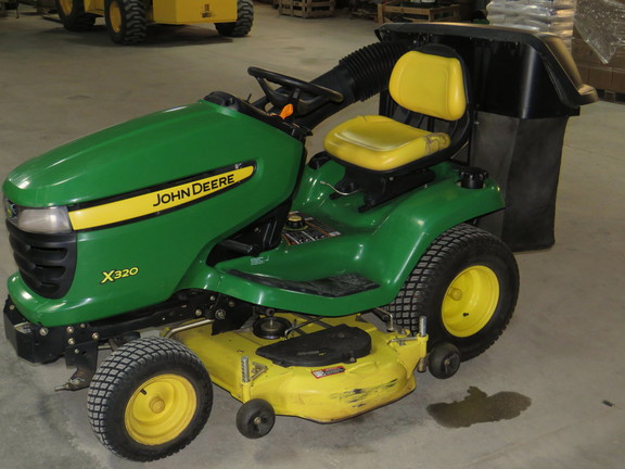 2006 John Deere X320