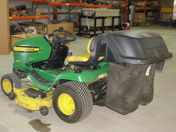 2006 John Deere X320