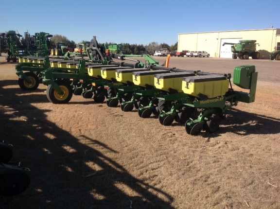 2010 John Deere 1720