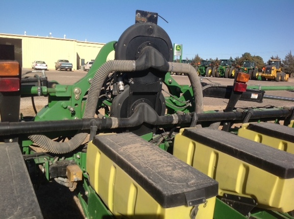 2010 John Deere 1720