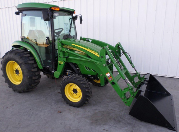 2010 John Deere 4320