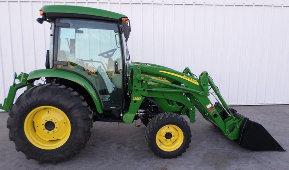 2010 John Deere 4320