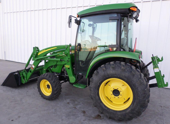 2010 John Deere 4320