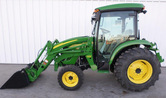 2010 John Deere 4320