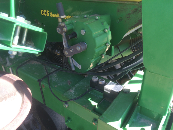 2005 John Deere 1890