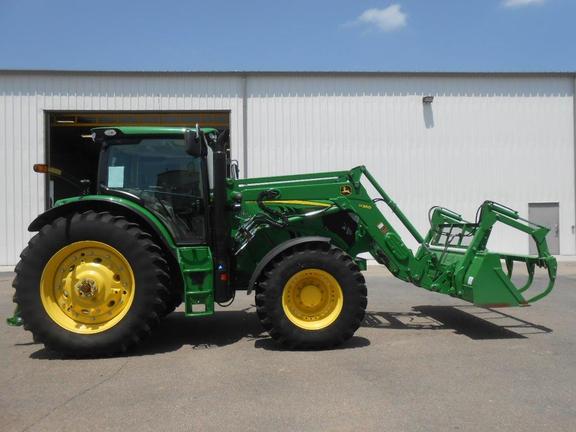 2015 John Deere 6140R