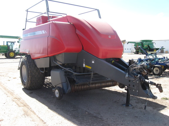 2011 Massey - Ferguson 2190