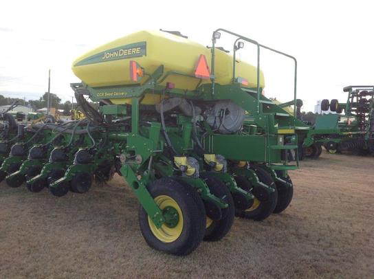 2007 John Deere 1770NT