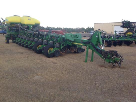 2007 John Deere 1770NT