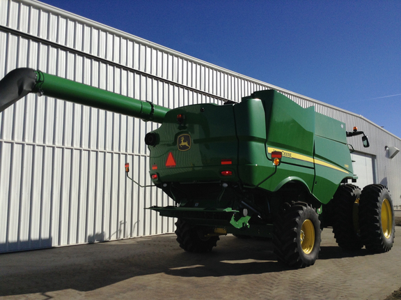 2015 John Deere S660