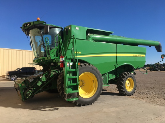 2013 John Deere S670