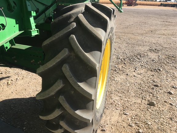 2013 John Deere S670