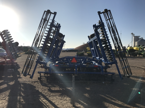 2016 Landoll 7450