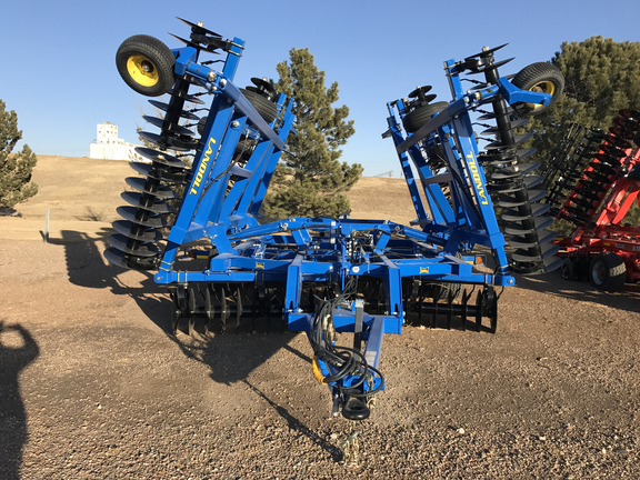 2016 Landoll 7450