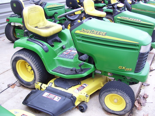 2005 John Deere Gx255 Lawn & Garden And Commercial Mowing - John Deere 