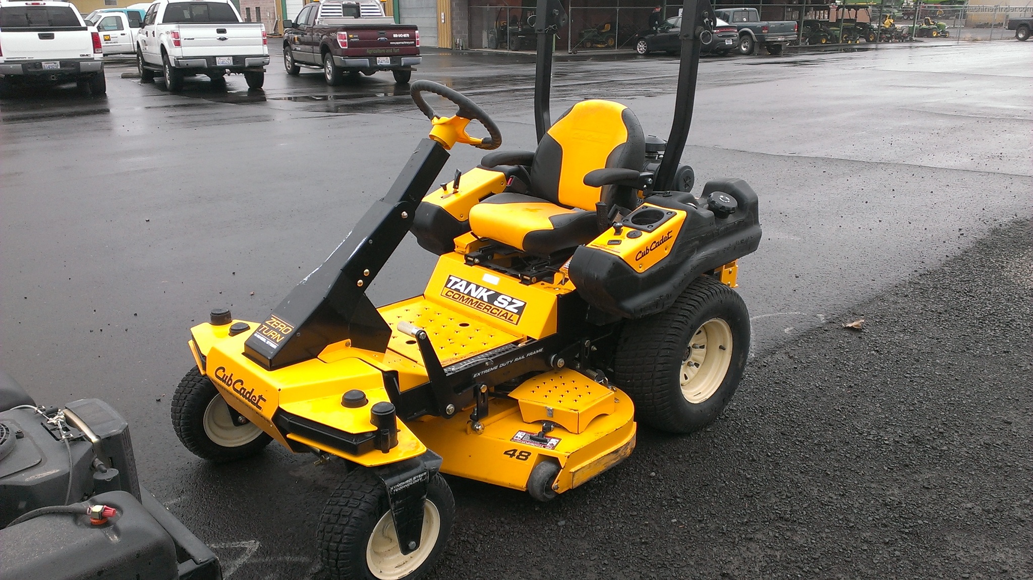 Cub Cadet SZ48 Lawn & Garden and Commercial Mowing - John Deere ...