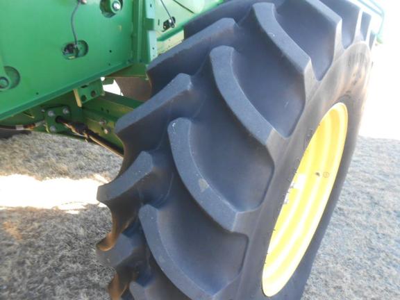 2012 John Deere S670