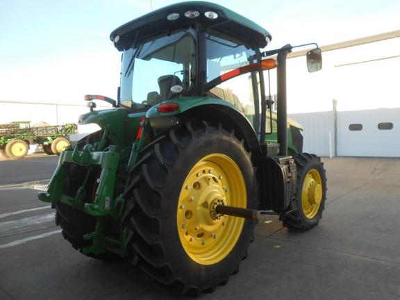 2013 John Deere 7200R