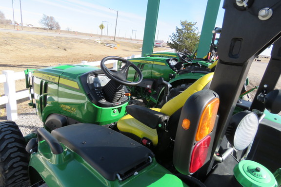 2015 John Deere 4066R