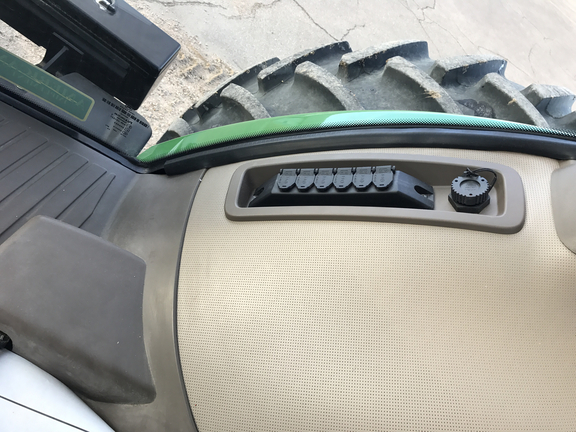 2013 John Deere 8360R