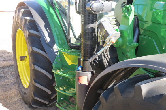 2014 John Deere 6125R