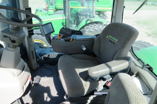 2013 John Deere 9560R