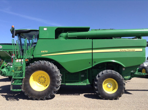 2014 John Deere S670