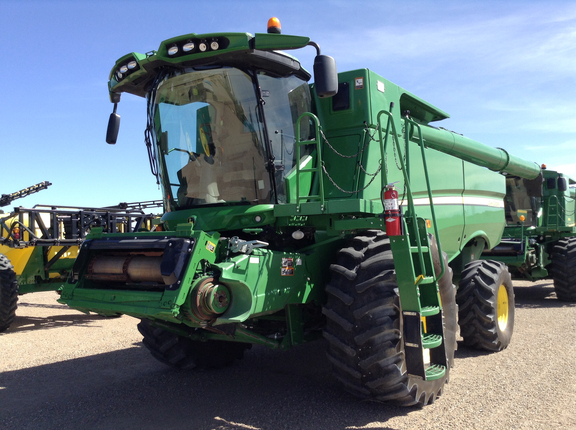 2014 John Deere S670