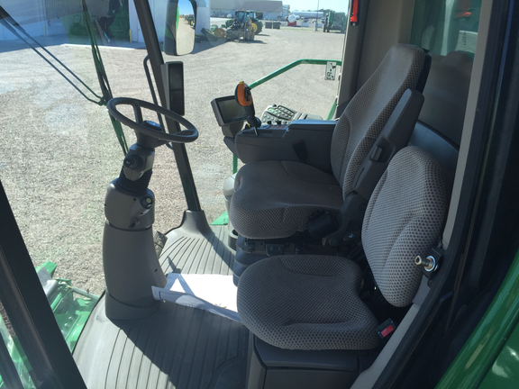 2015 John Deere S670