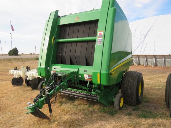 2014 John Deere 569 Premium