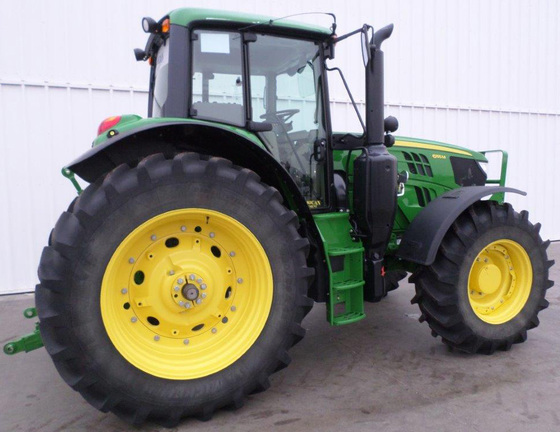 2016 John Deere 6155M