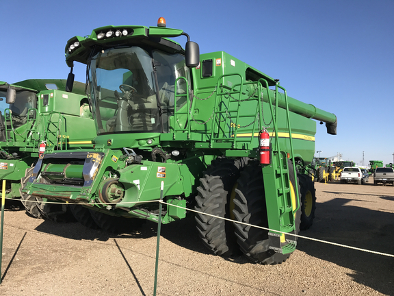 2012 John Deere S680