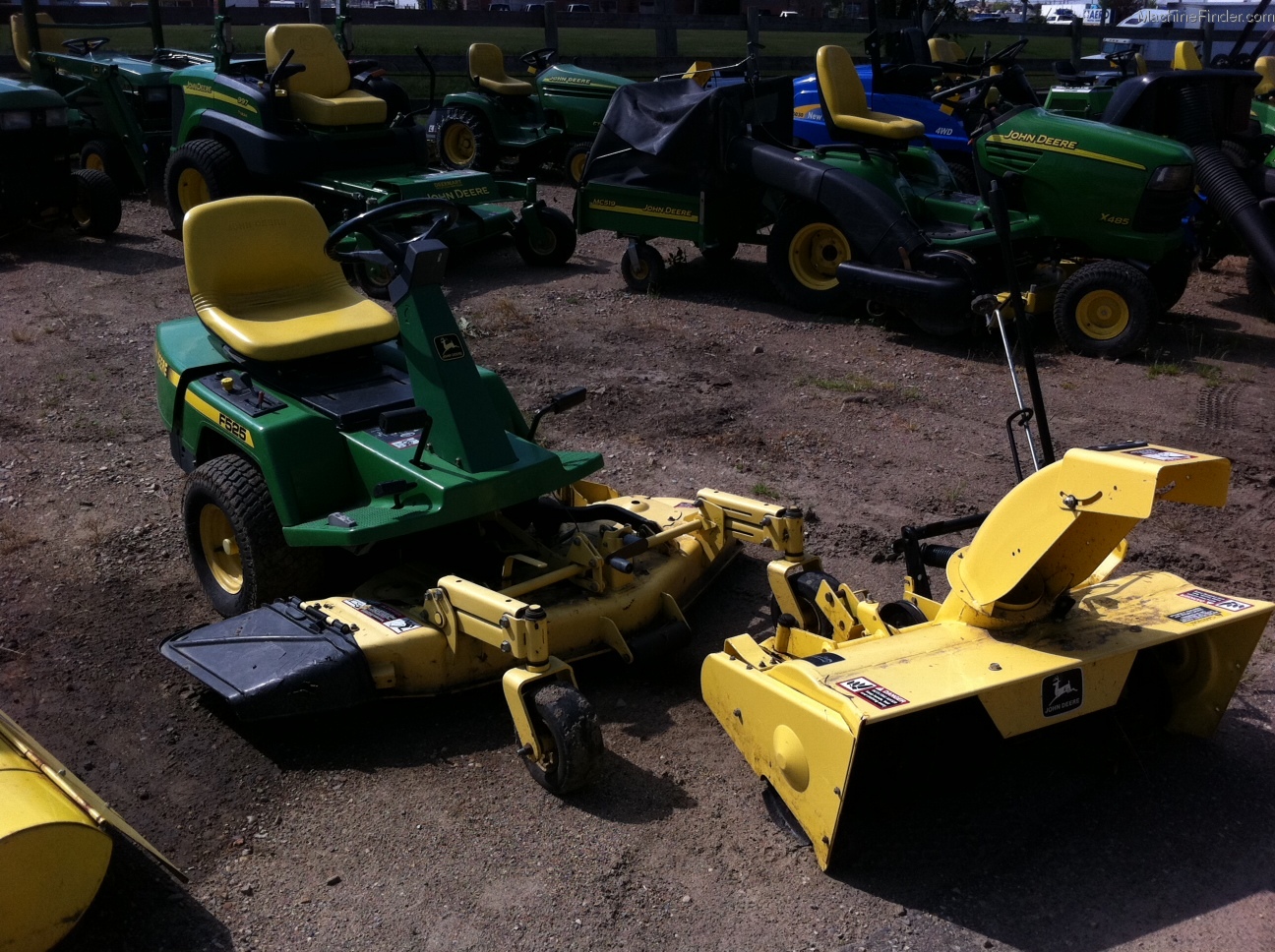 John Deere F525 Lawn And Garden And Commercial Mowing John Deere