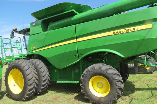 2014 John Deere S660