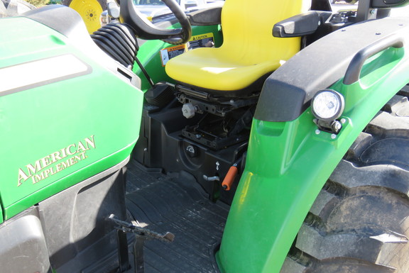 2015 John Deere 4066R