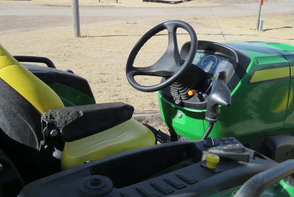 2015 John Deere 4066R